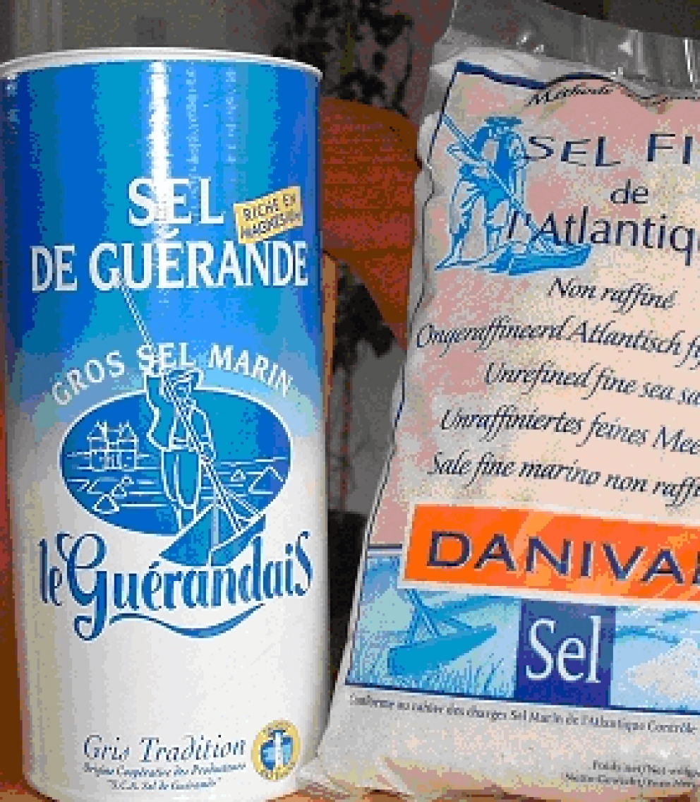 Two kinds of unrefined seasalt