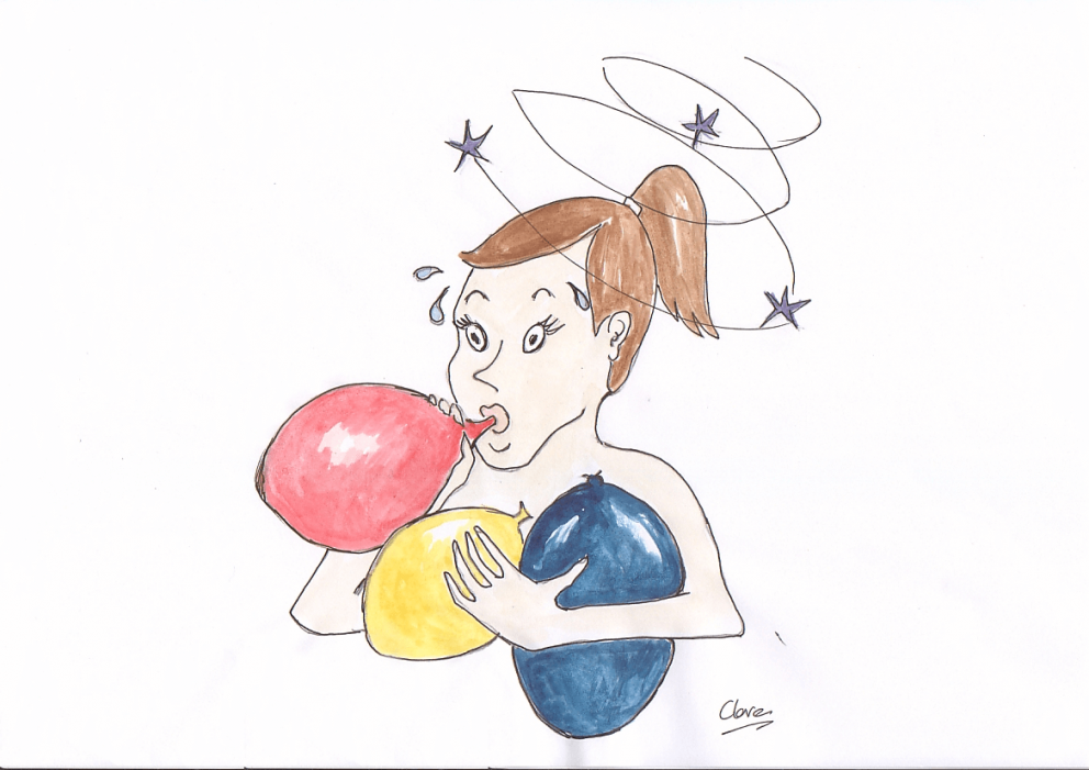 femme se sentant malade en faisant sauter des ballons en raison de la sur-respiration